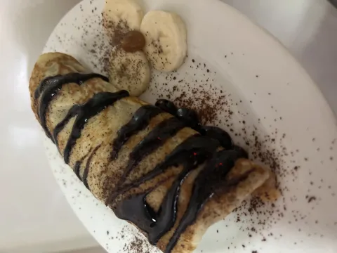 Млинець з бананом та шоколадом